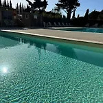 Le Cocon De L'arnel Kamp alanı